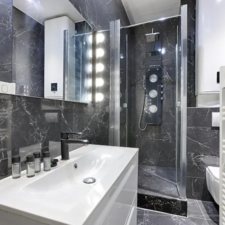 아파트 Amazing Luxury Triplex 3br - 6p - Arc De Triomphe 파리