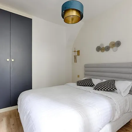 Amazing Luxury Triplex 3br/8p - Arc De Triomphe Apartment