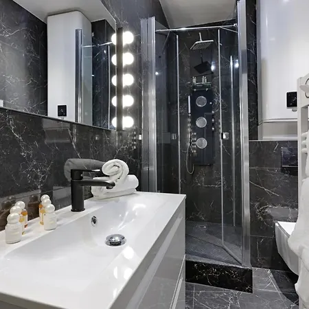 Amazing Luxury Triplex 3br/8p - Arc De Triomphe *