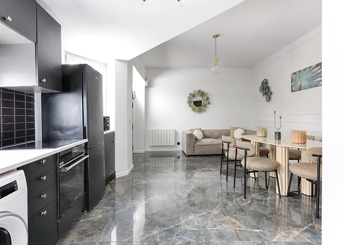 Amazing Luxury Triplex 3br - 6p - Arc De Triomphe