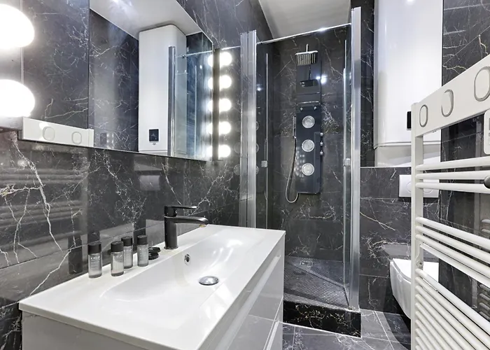 아파트 Amazing Luxury Triplex 3br - 6p - Arc De Triomphe 파리