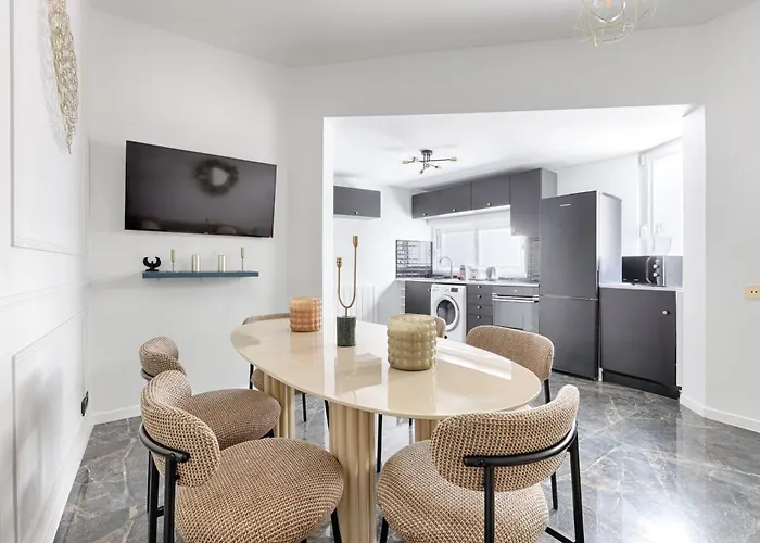 Amazing Luxury Triplex 3br - 6p - Arc De Triomphe شقة *