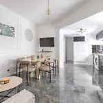 Amazing Luxury Triplex 3br - 6p - Arc De Triomphe * Paris